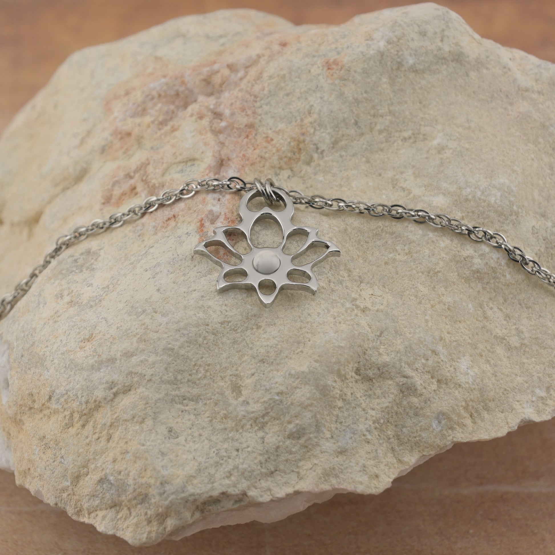 Anklet with modern lotus
