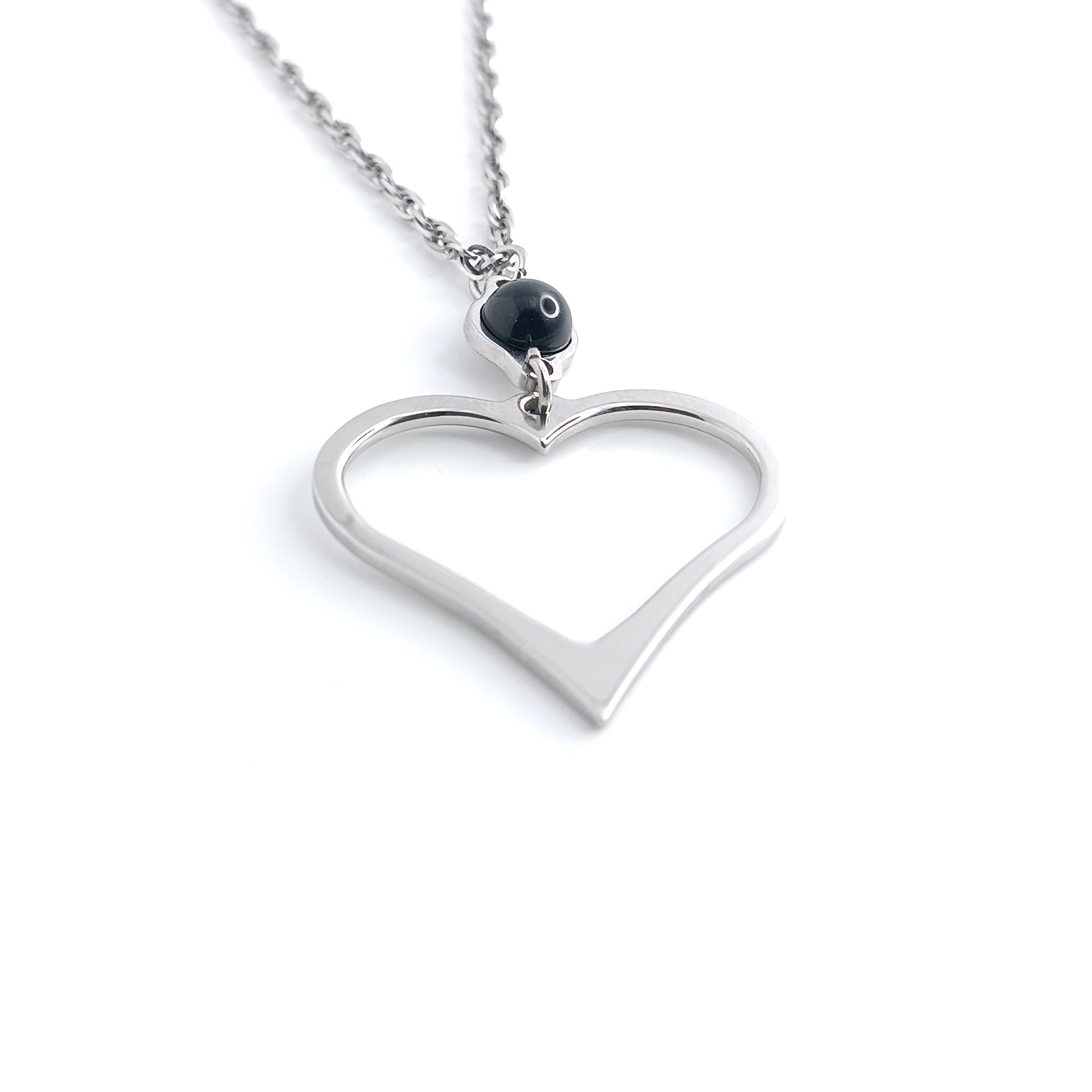 Collana con Cuore e pietra centrale