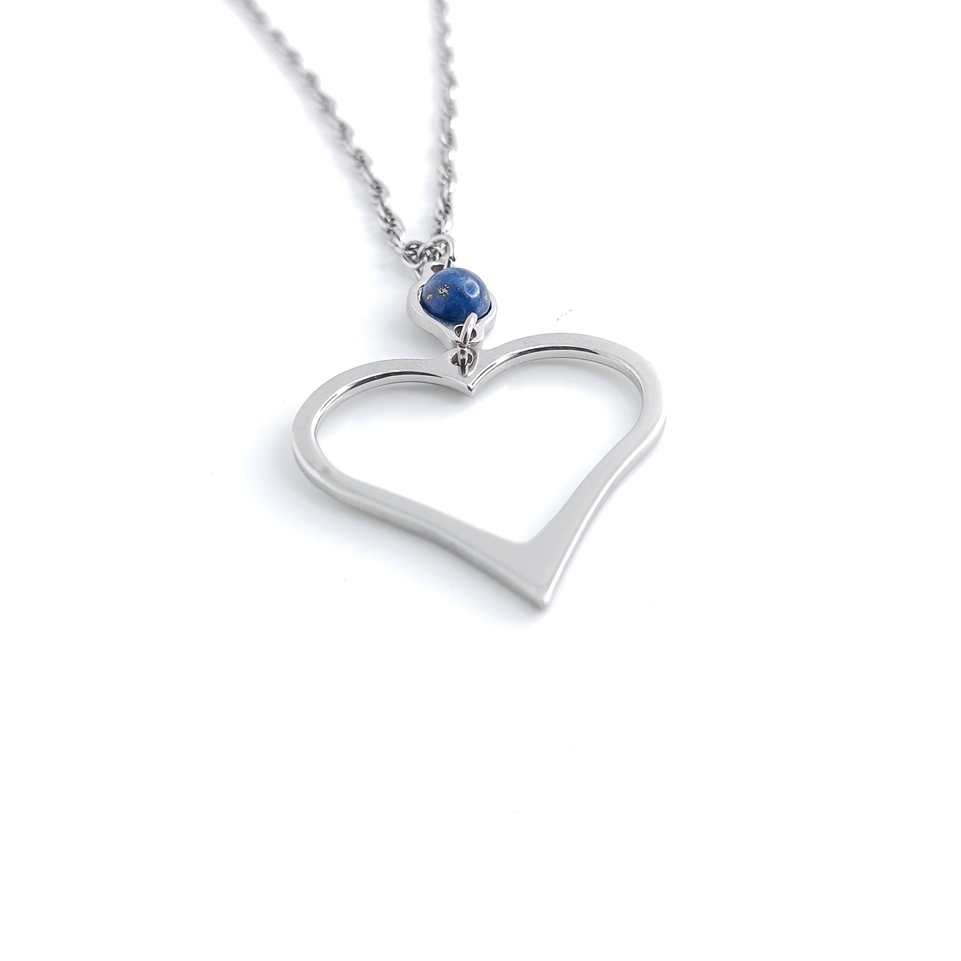 Collana con Cuore e pietra centrale