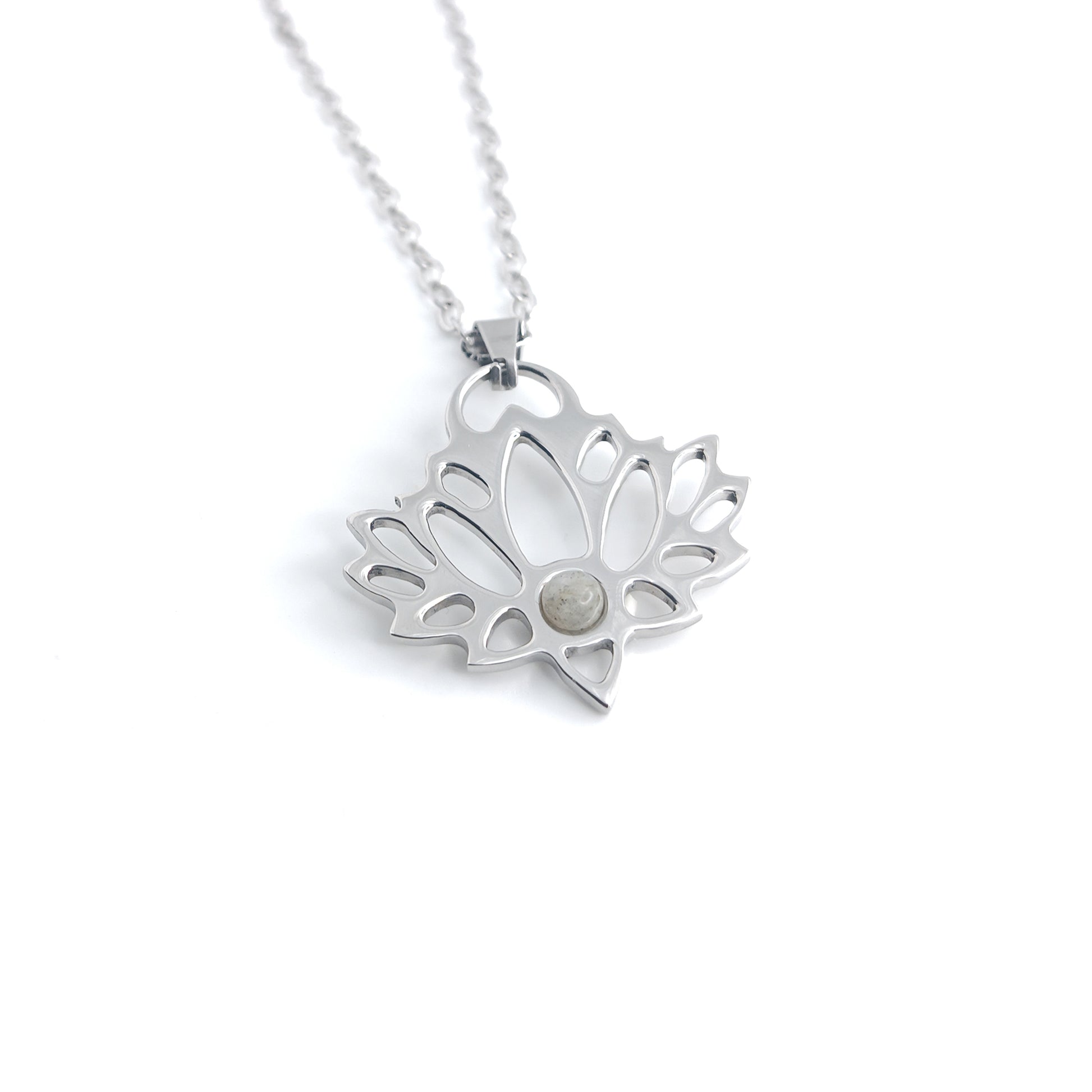 Collana con Loto classico - Media