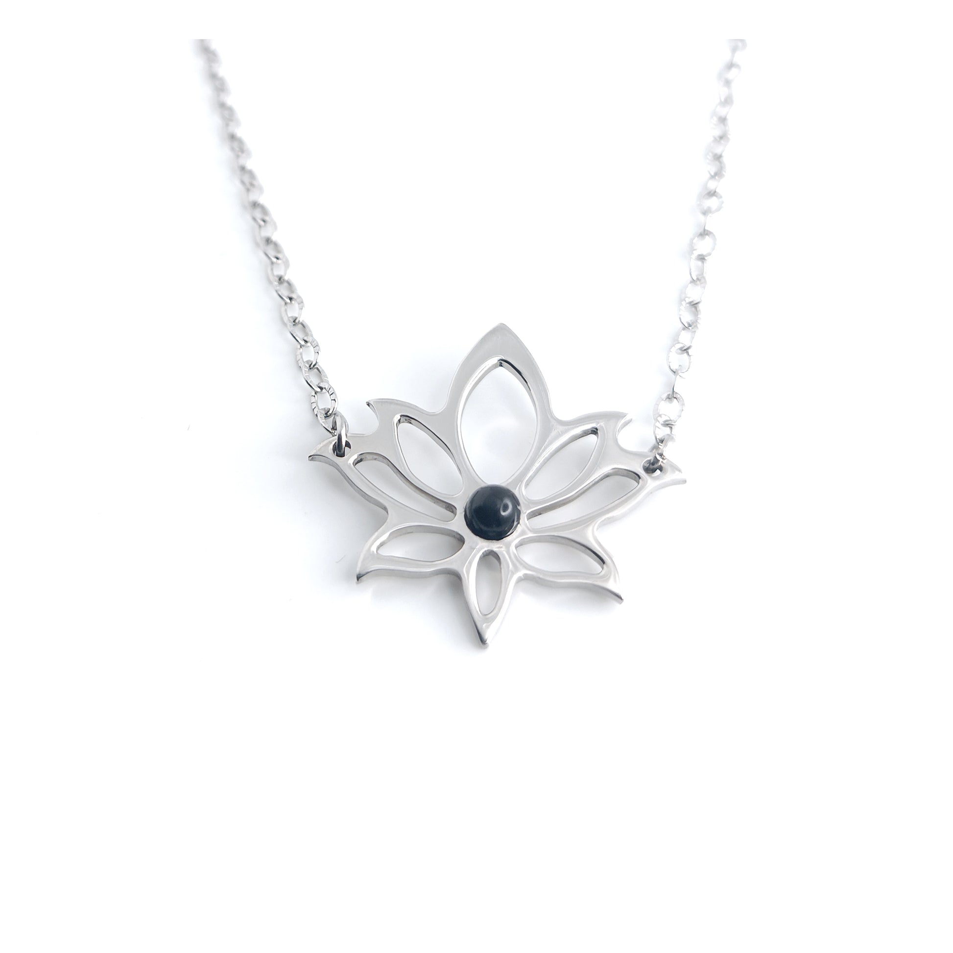 Collana con Loto moderno - Media