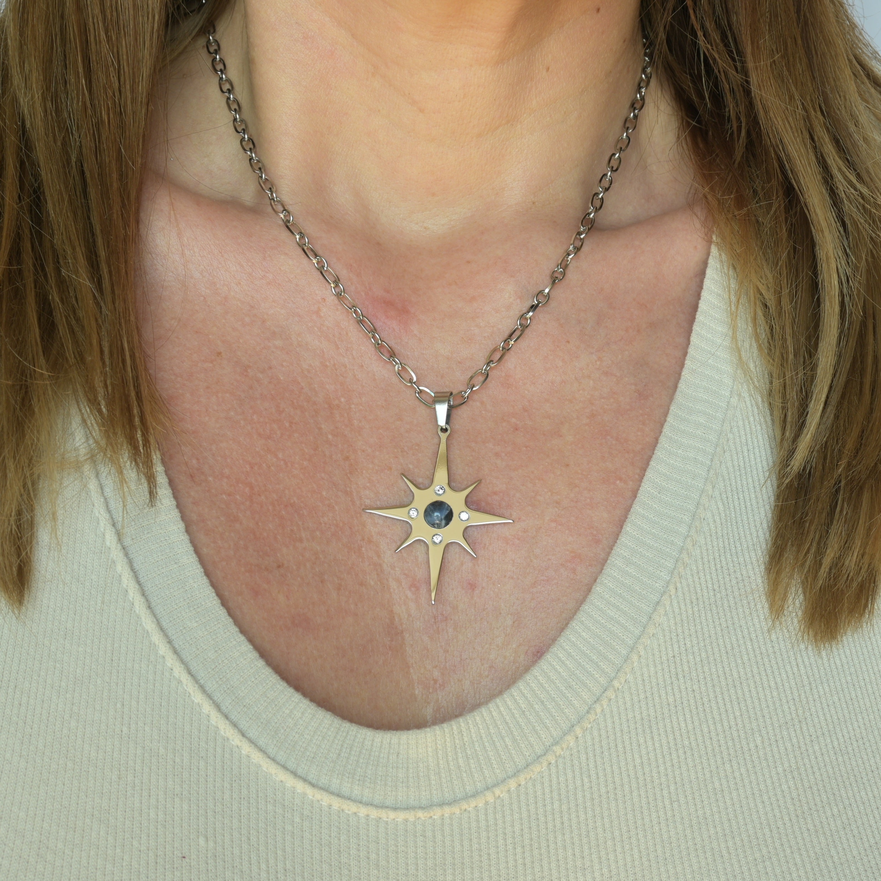 Stella polare con pietra naturale e Zirconia cubica