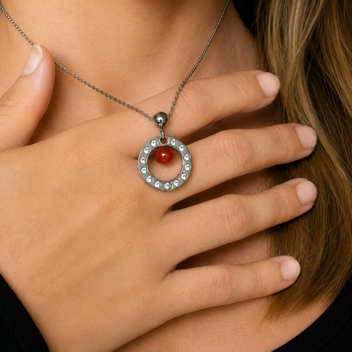 Collana Cerchio con pietra naturale e zirconia cubica