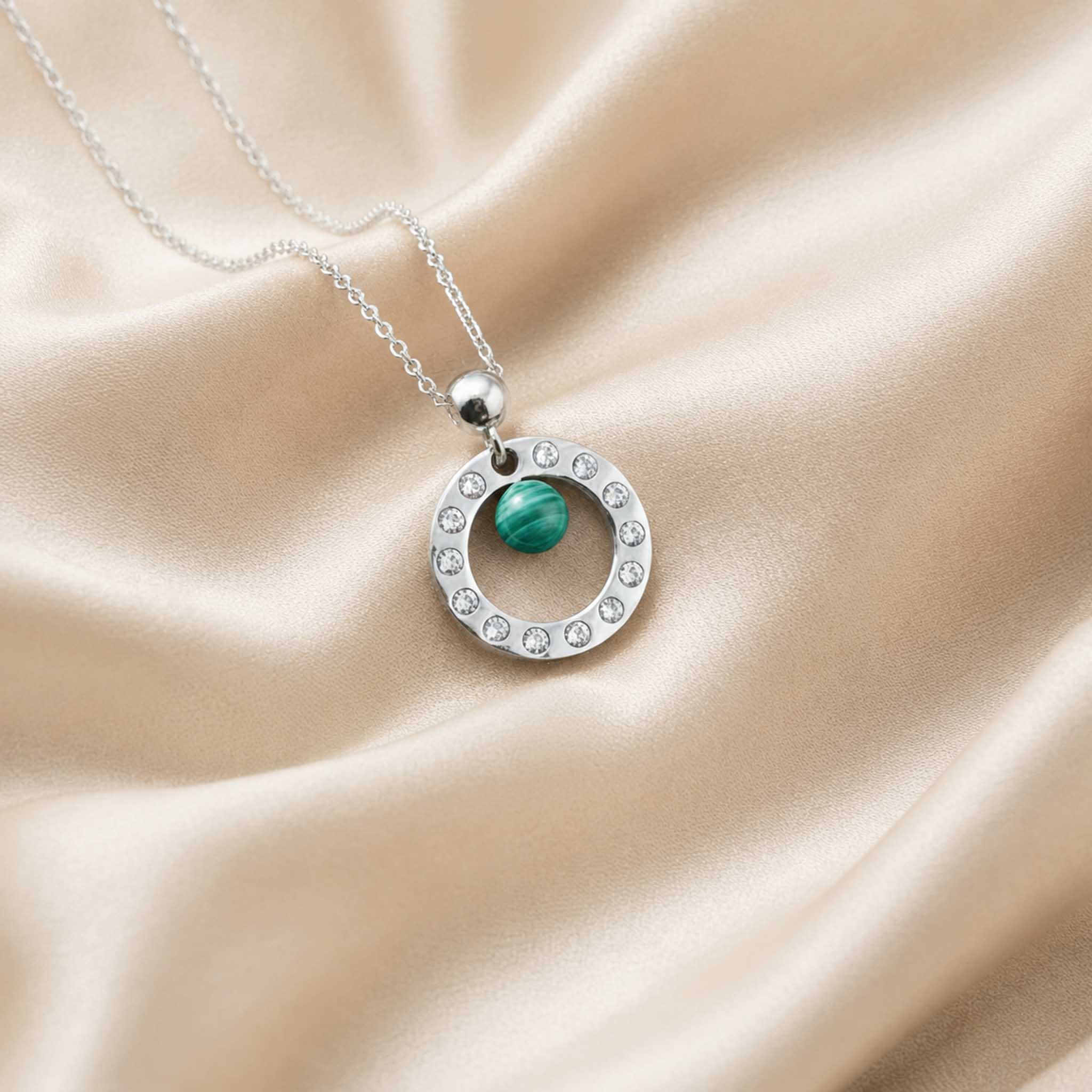 Collana Cerchio con pietra naturale e zirconia cubica