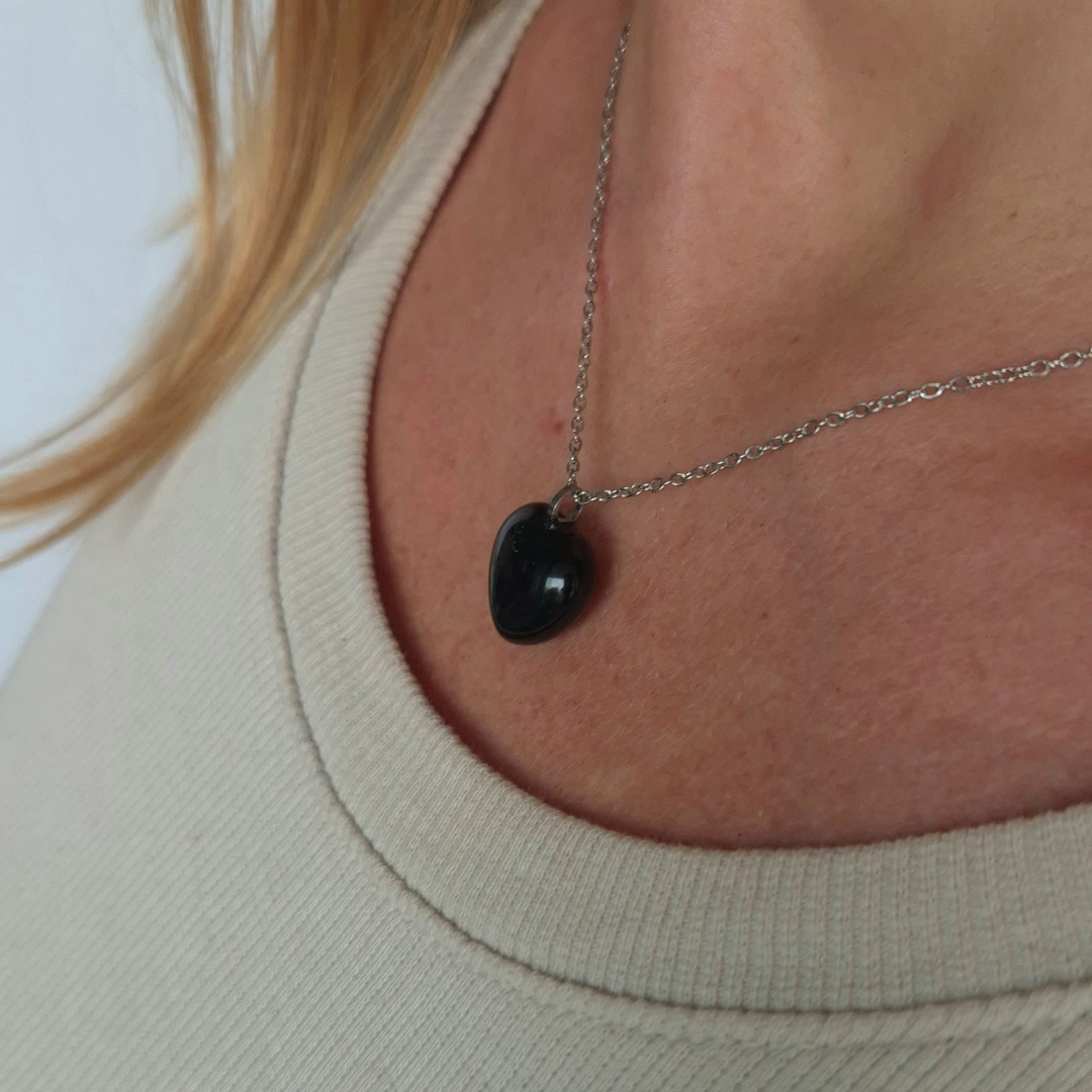 Collana con cuore in Ossidiana Nera