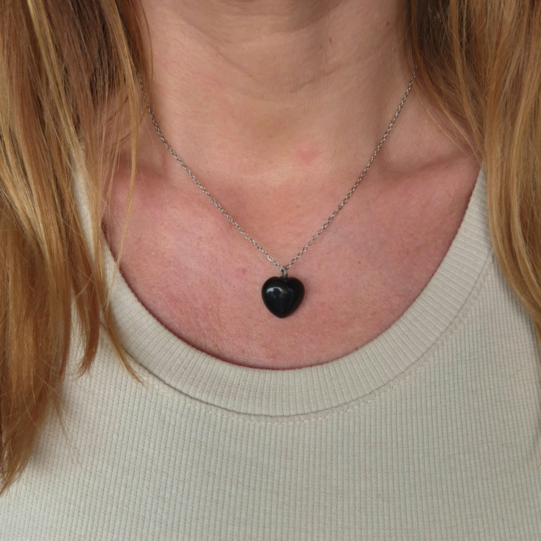 Collana con cuore in Ossidiana Nera