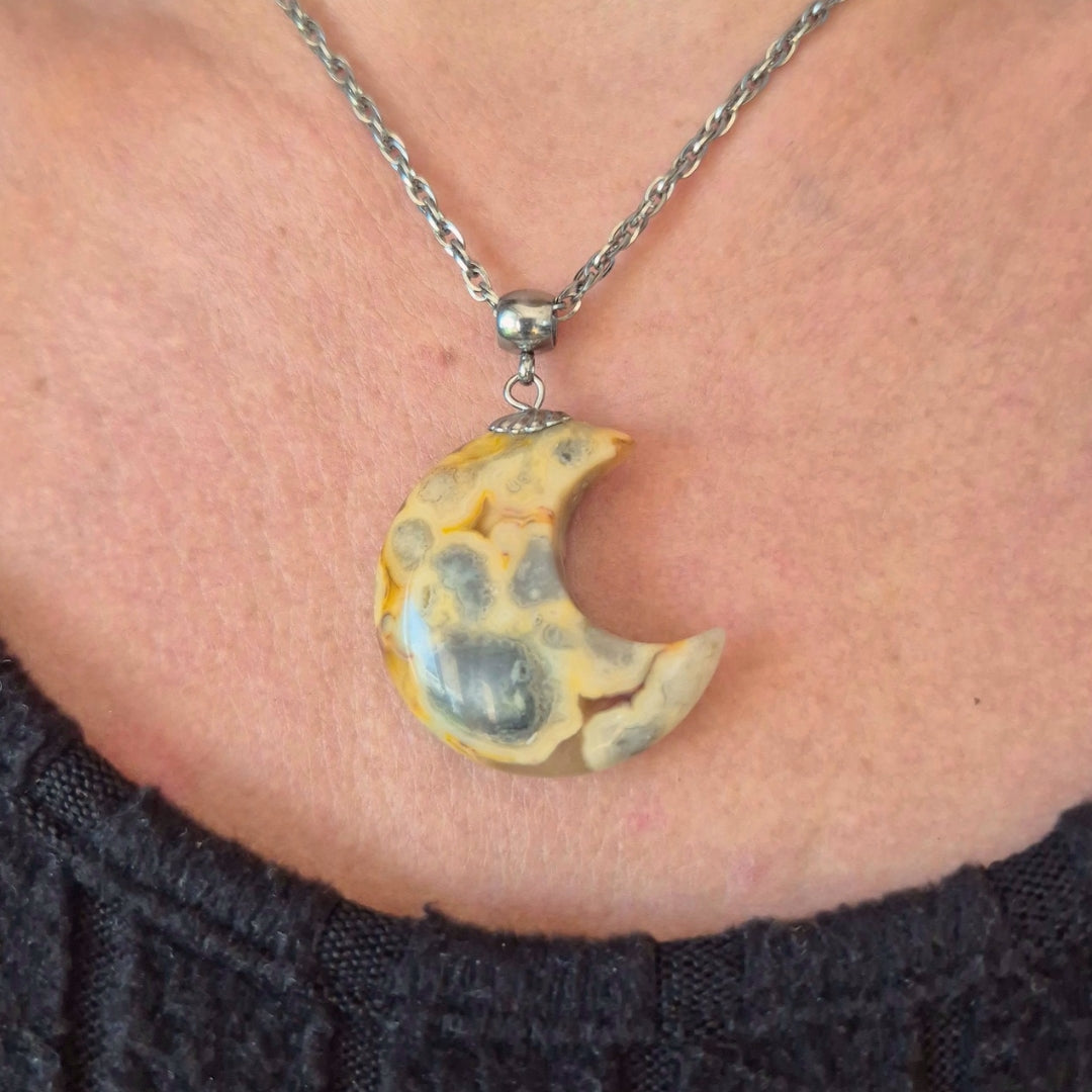 Collana con Luna in Diaspro Picasso