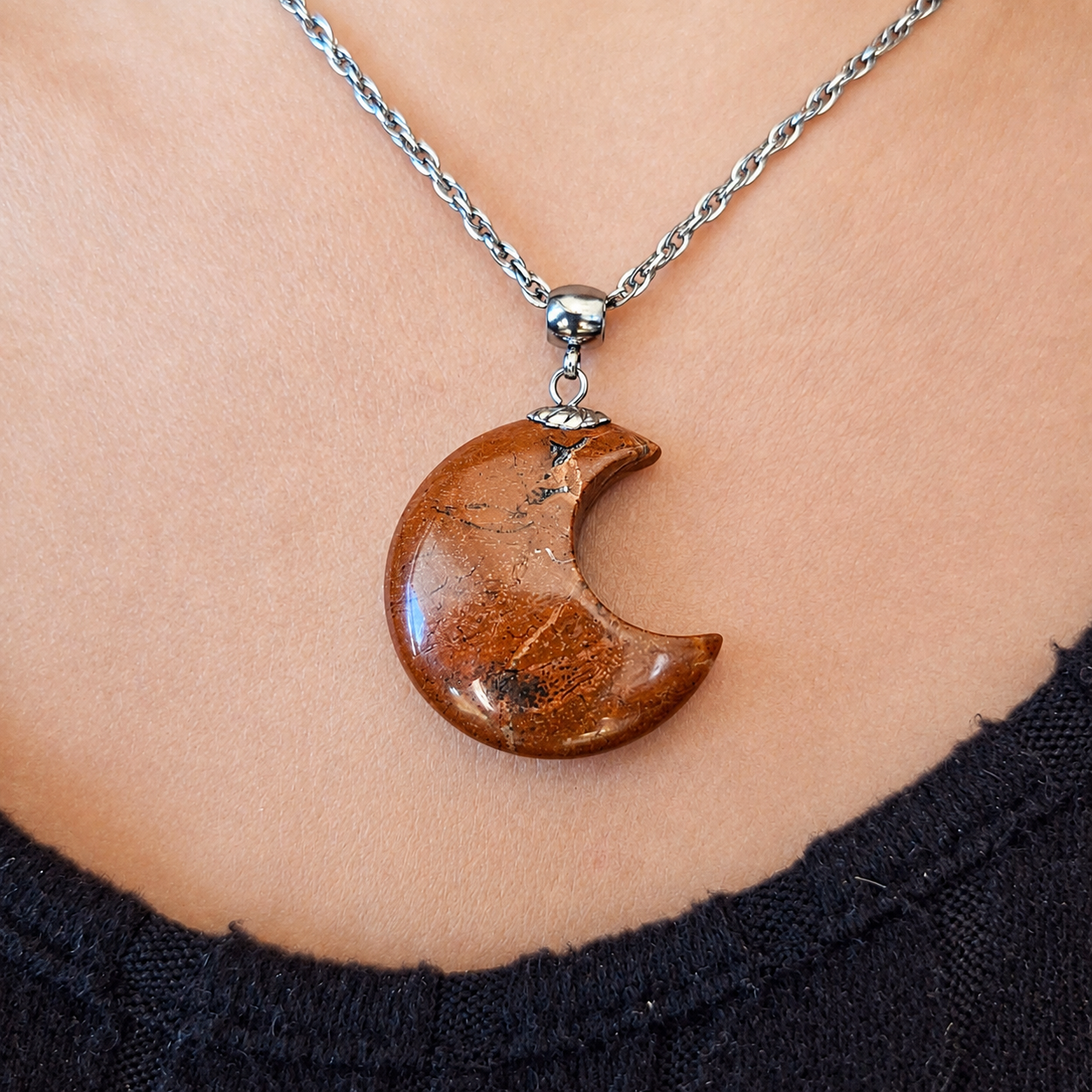 Luna in Diaspro rosso