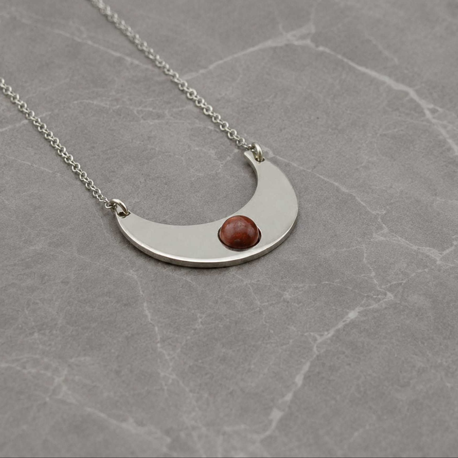 Collana Luna con pietra naturale