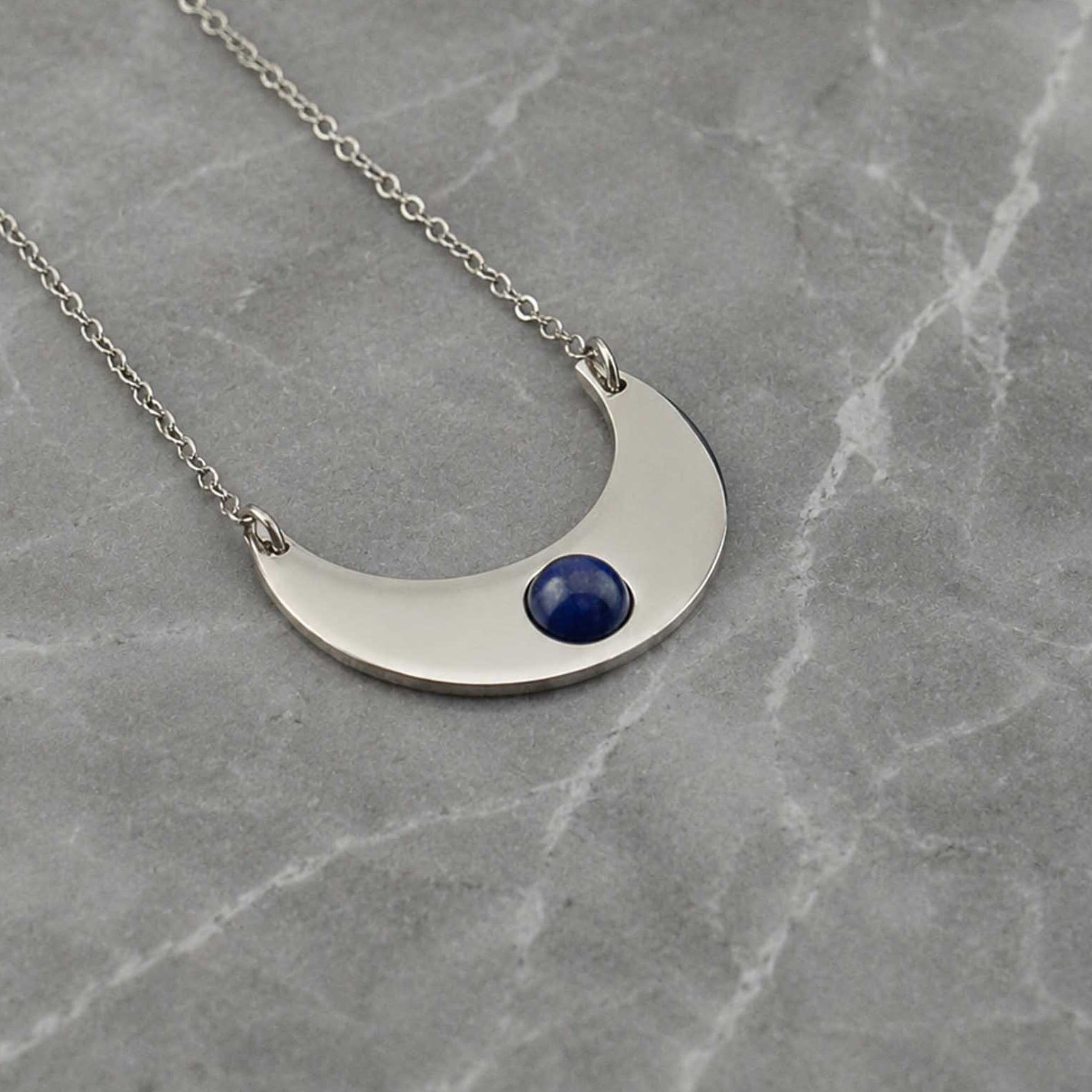 Collana Luna con pietra naturale