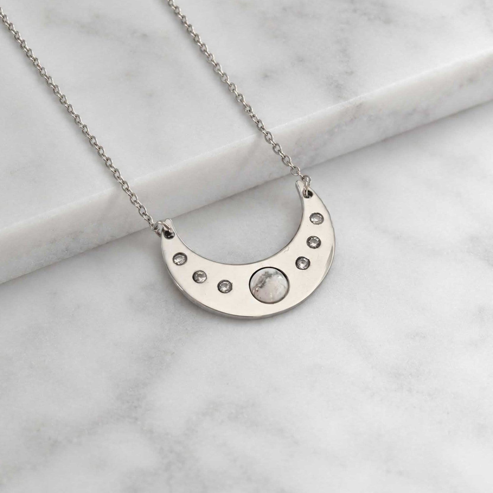 Collana Luna con pietra naturale e zirconia cubica