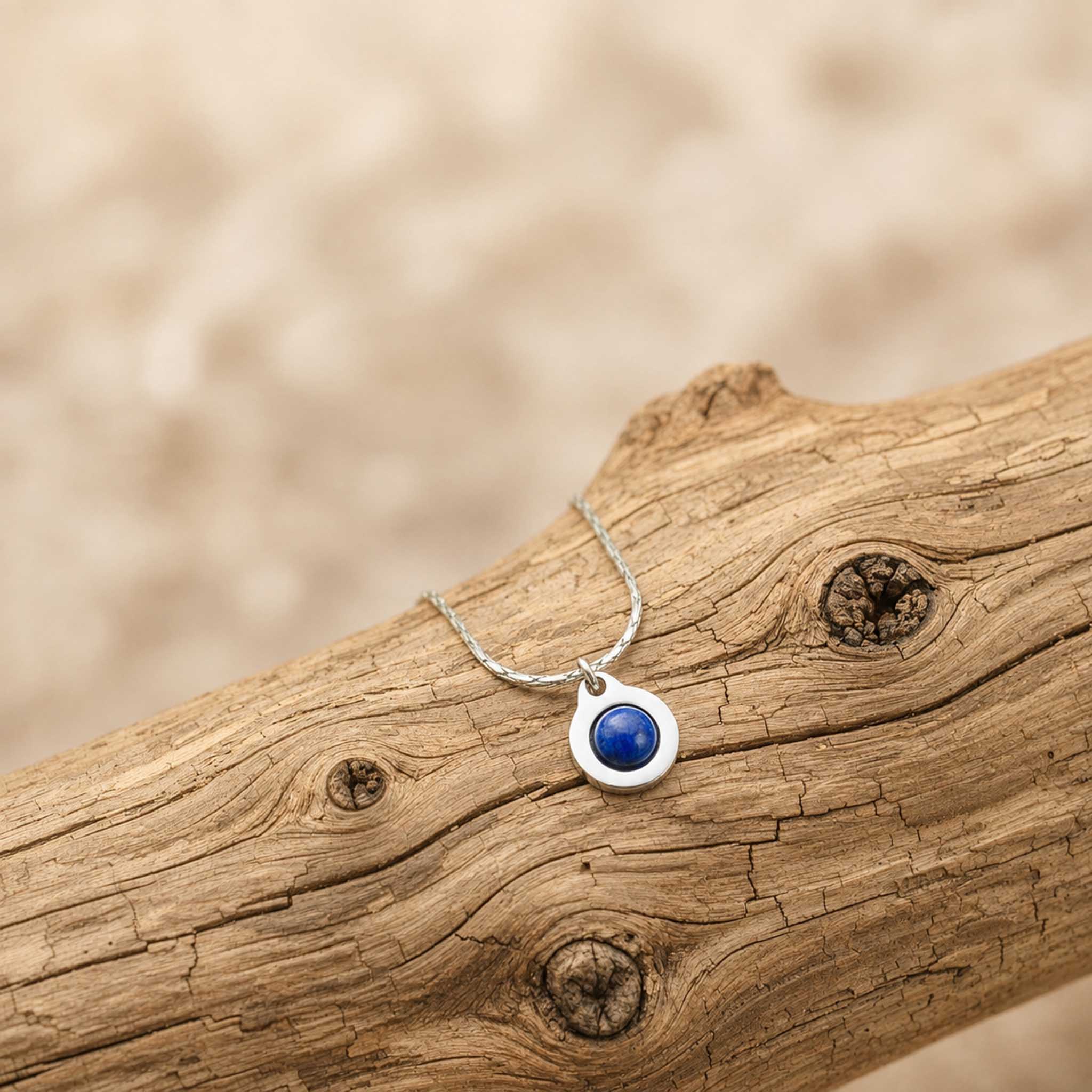 Collana Punto Luce con pietra naturale
