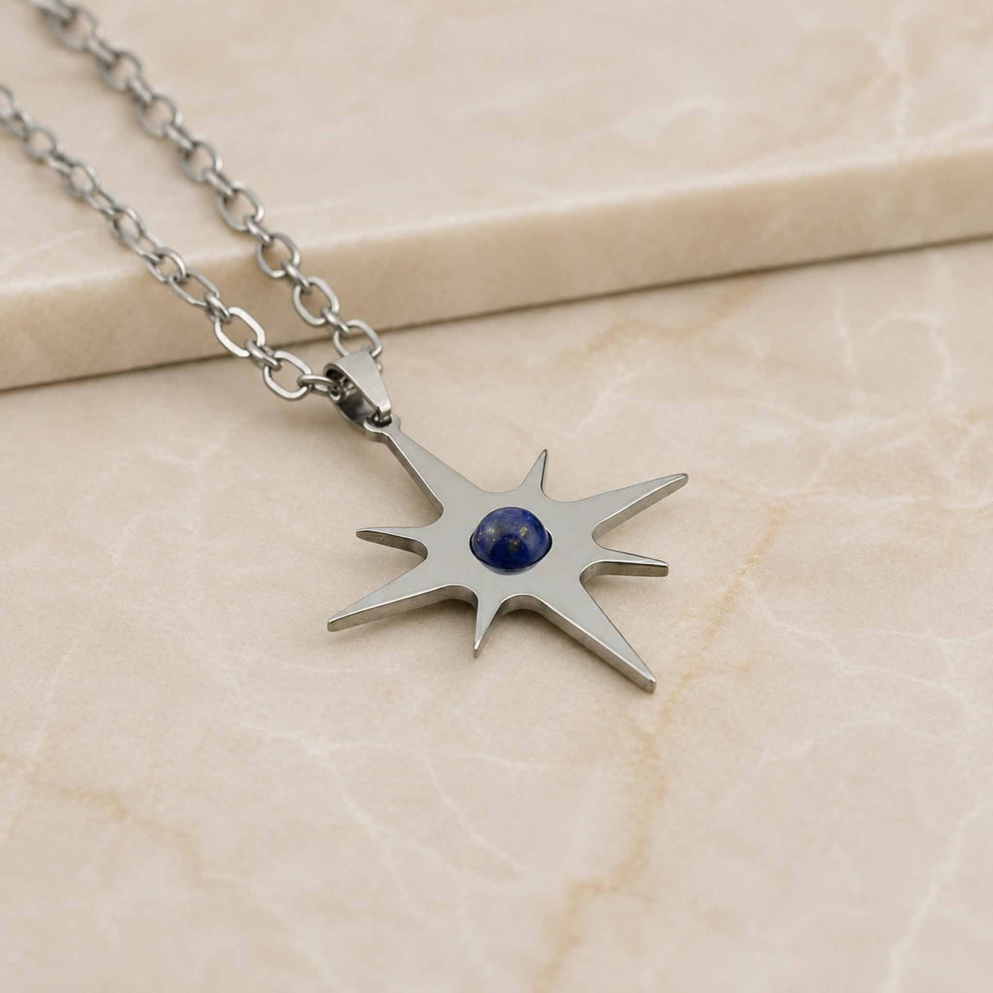 Collana lunga Stella Polare con pietra naturale