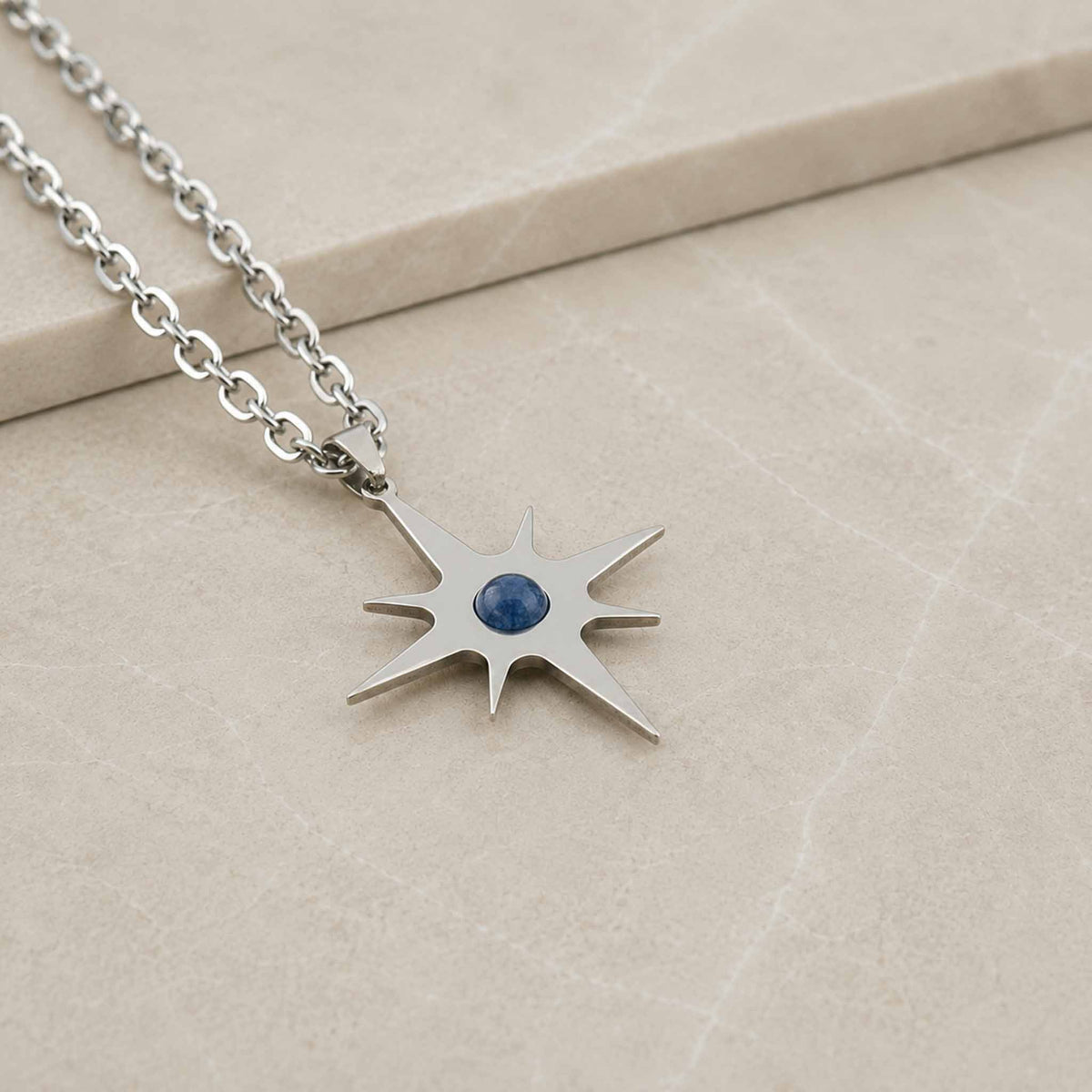 Collana lunga Stella Polare con pietra naturale