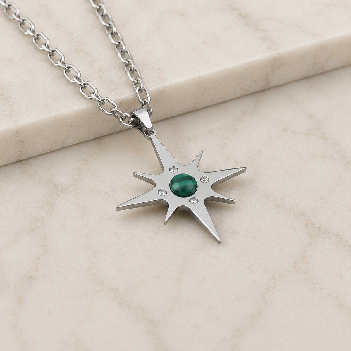 Collana Stella Polare con pietra naturale e zirconia cubica