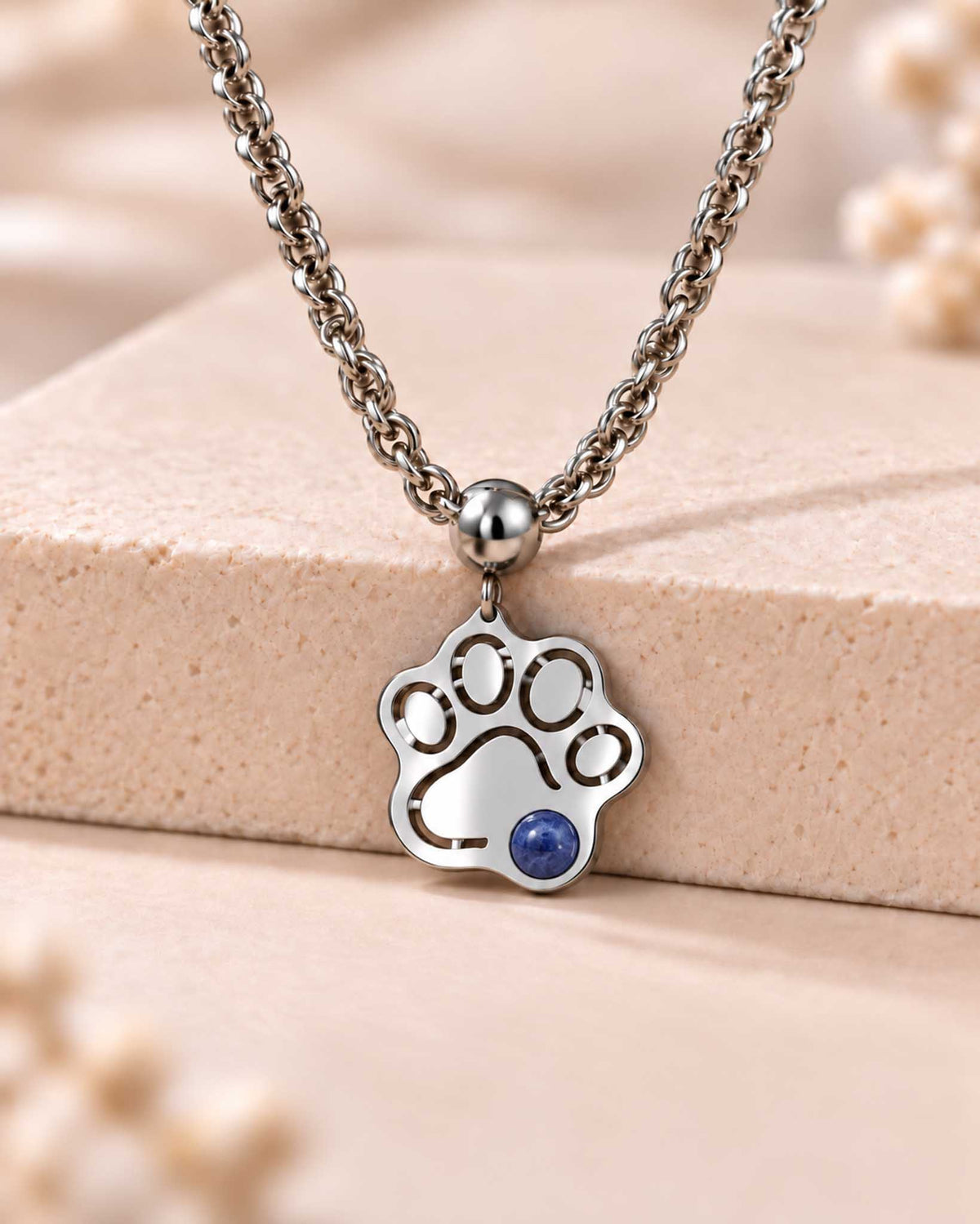 Collana Zampa con pietra naturale