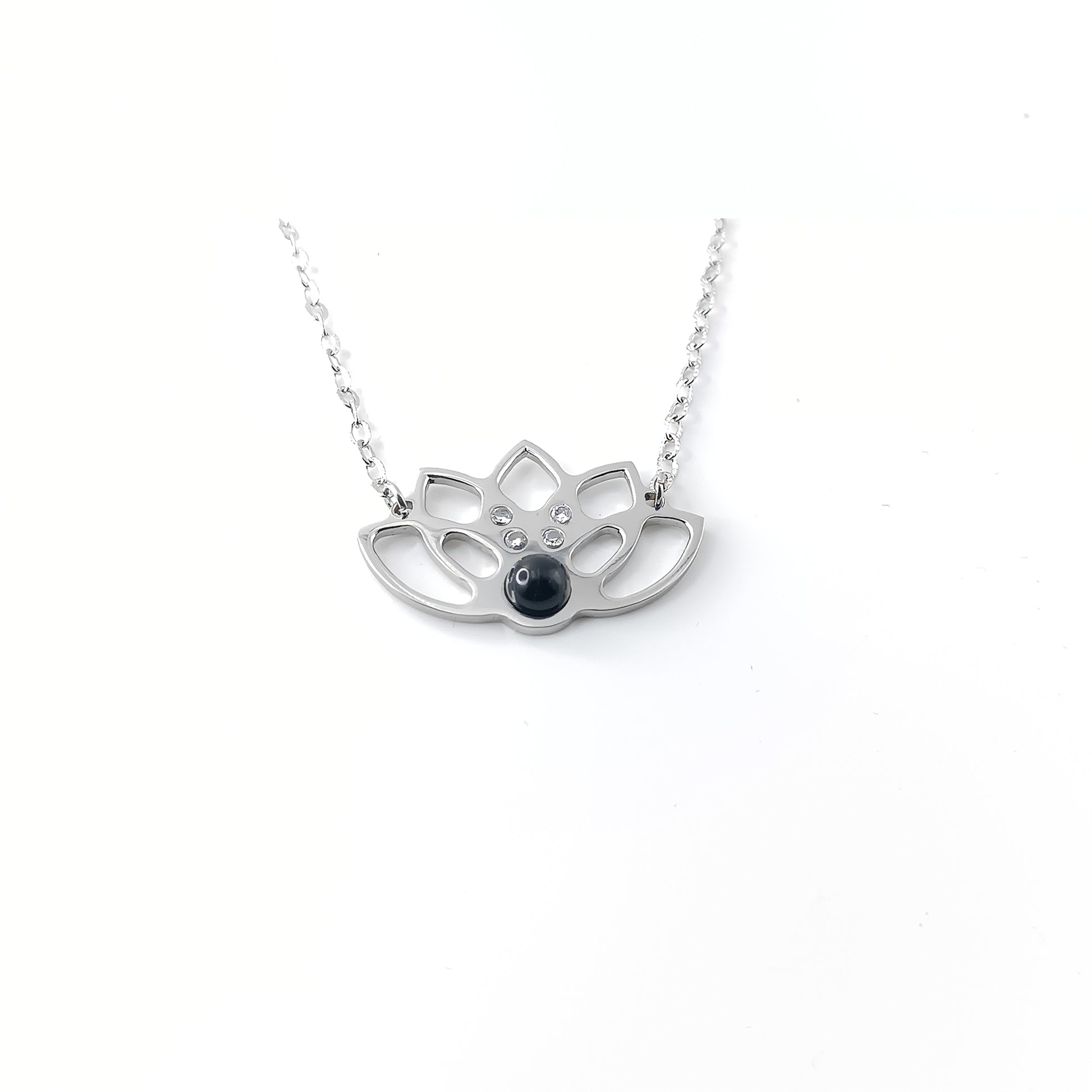 Collana Loto Classico con pietra naurale e Zirconia cubica