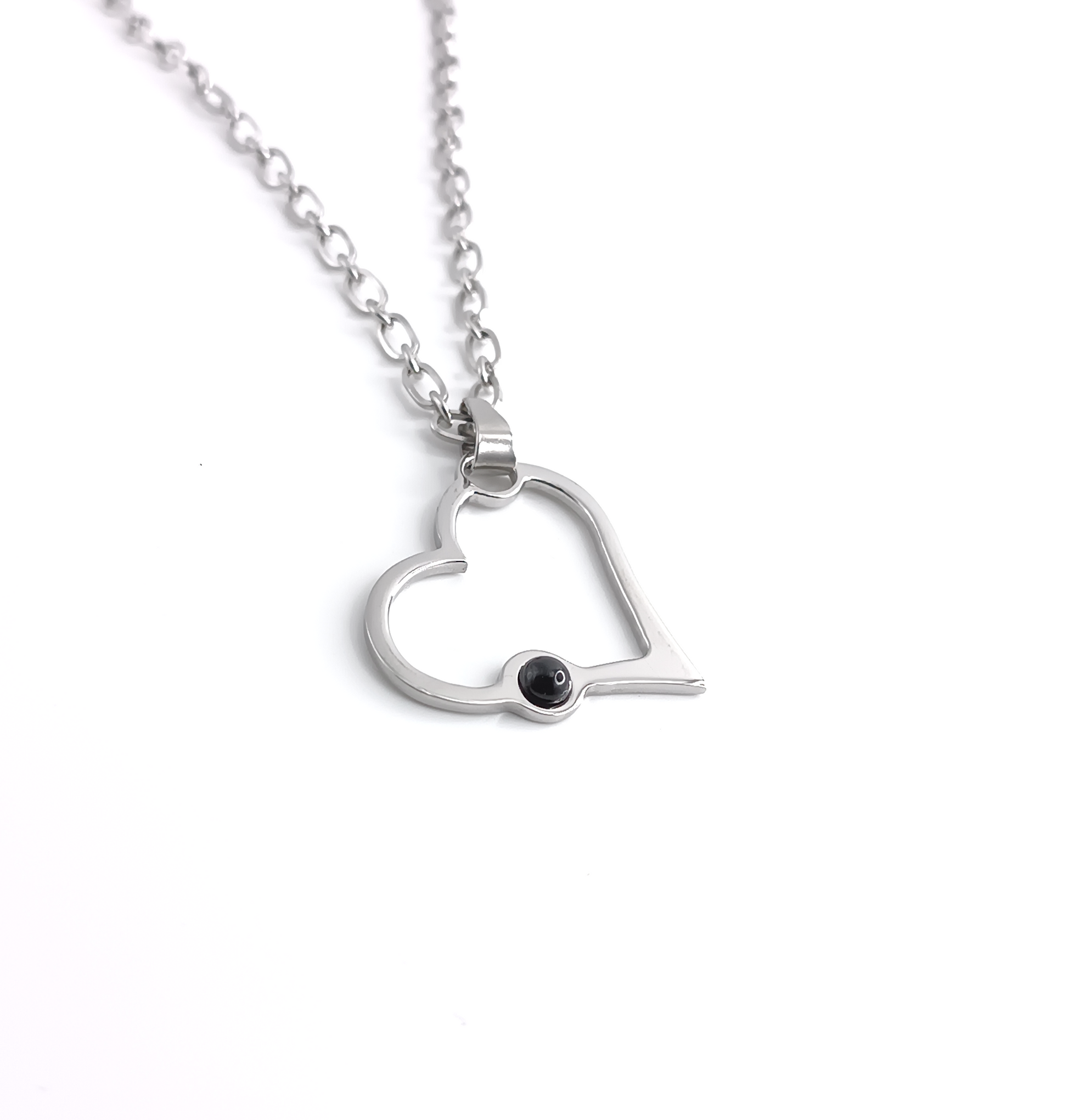 Collana con Cuore ad attacco laterale con pietra naturale