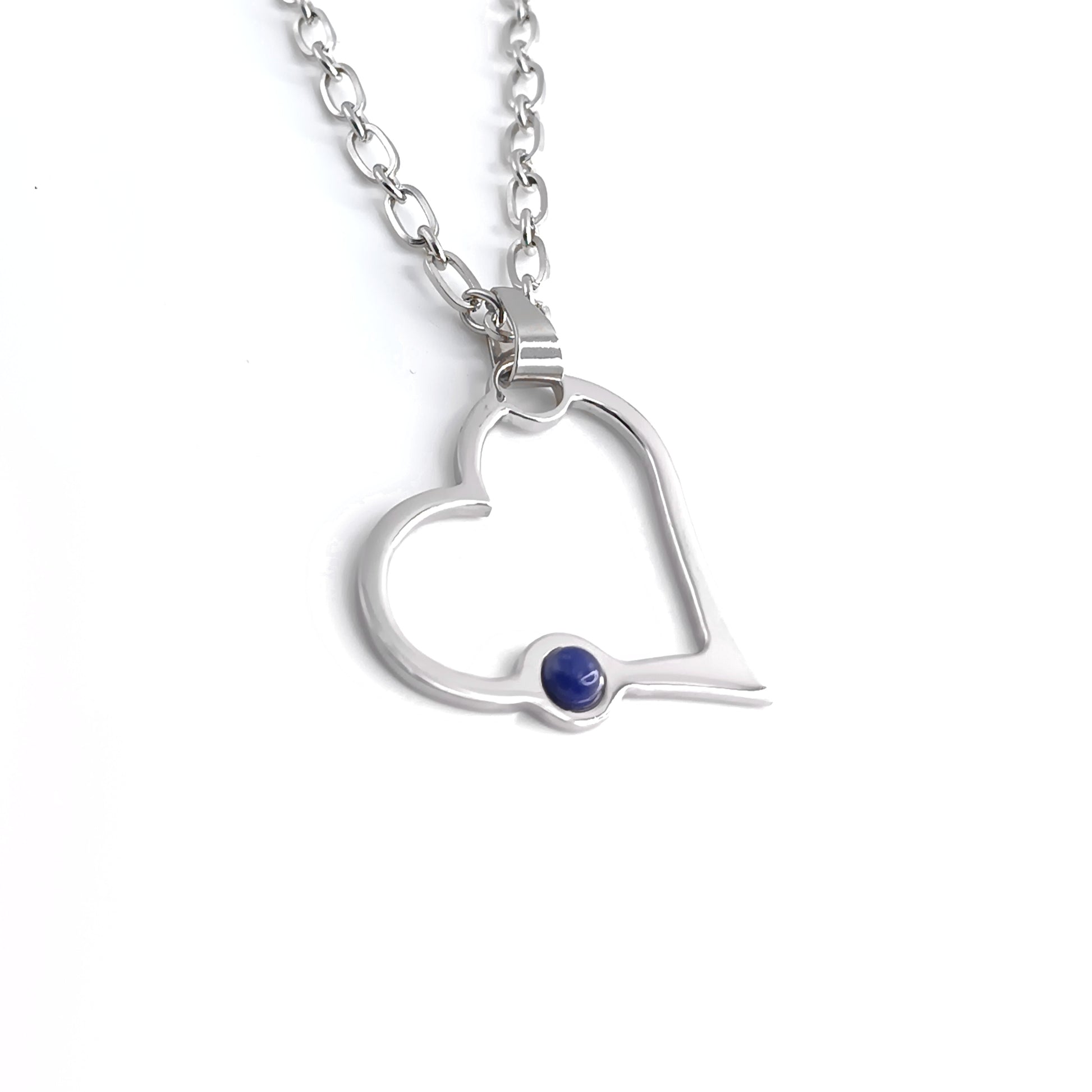 Collana con Cuore ad attacco laterale con pietra naturale