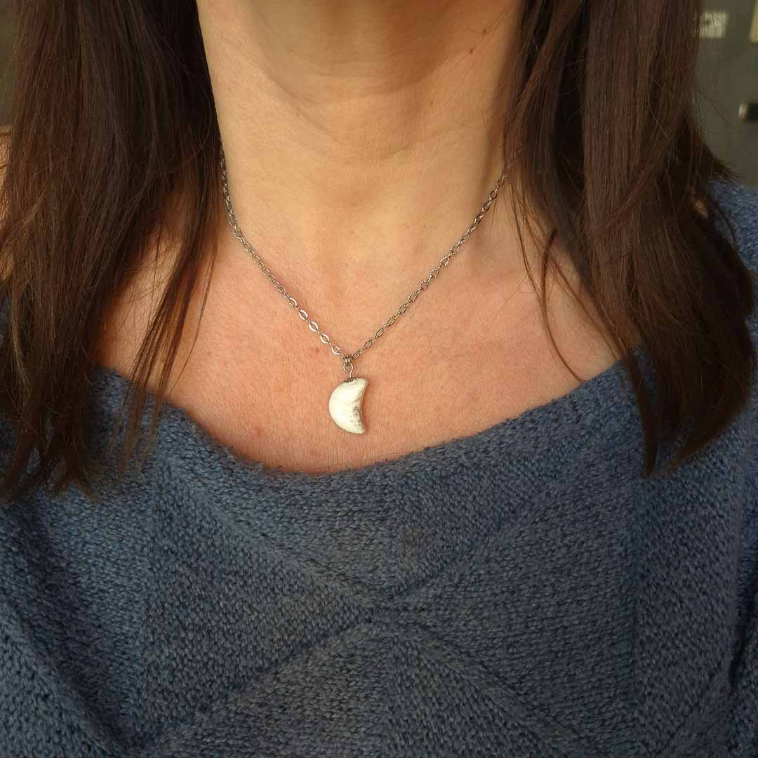 Mini Luna - Howlite