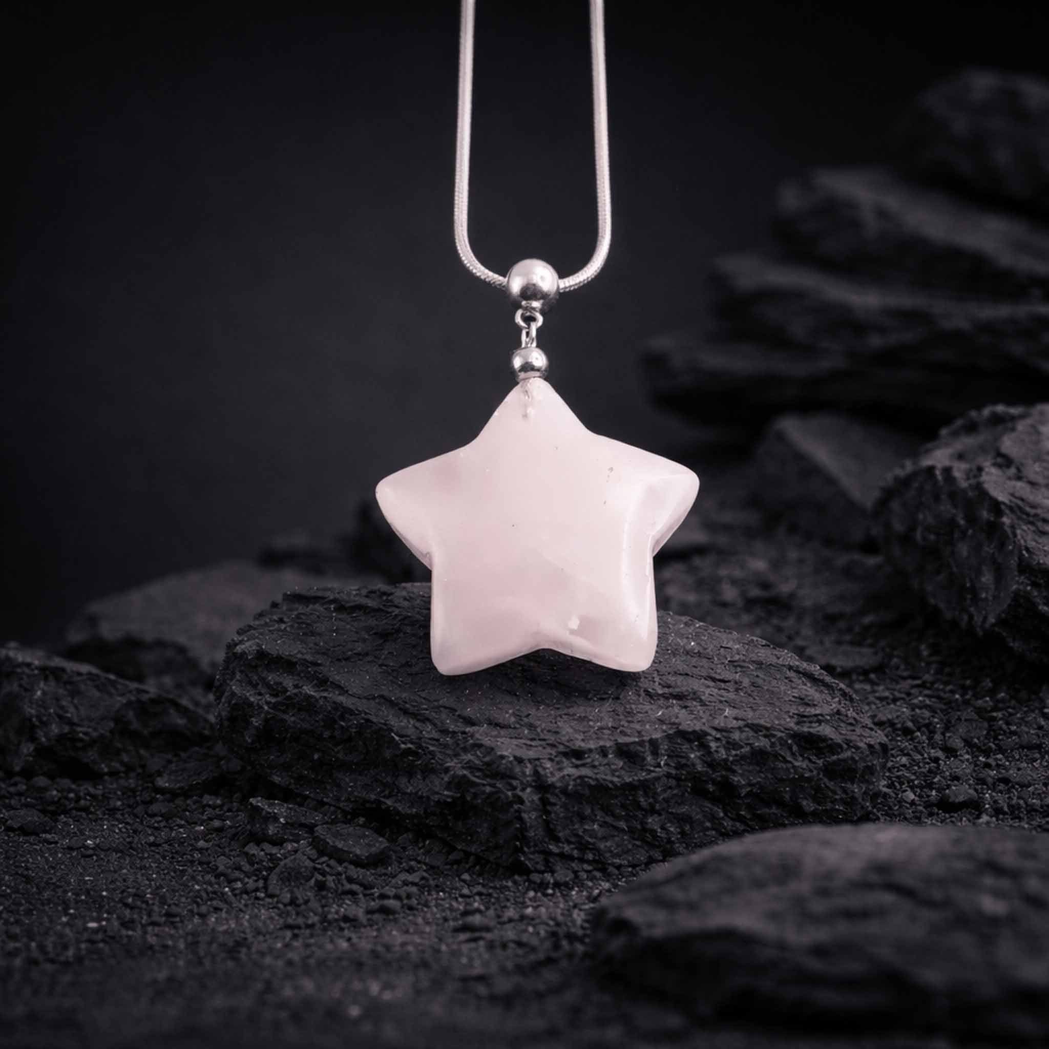 Collana con Stella in Quarzo rosa